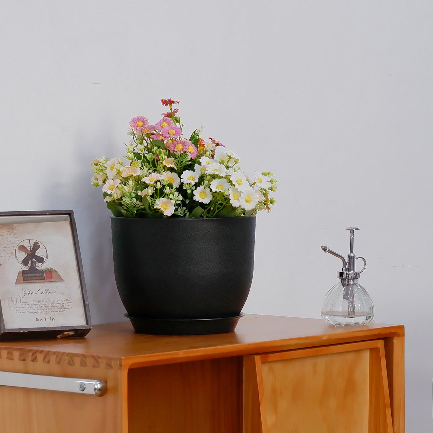 Gardrium Plastic Planter, Plant Pot for Indoor Outdoor, 12/10/9 inch Set of 3, Black